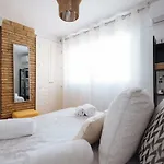 Cozy Attic With Terrace- 1Bd 1Bth- San Vicente