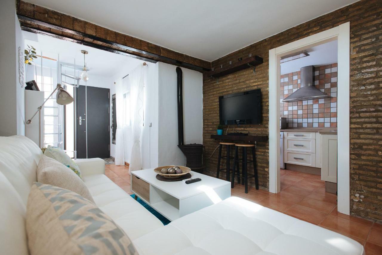 Cozy Attic With Terrace- 1bd 1bth- San Vicente Appartement