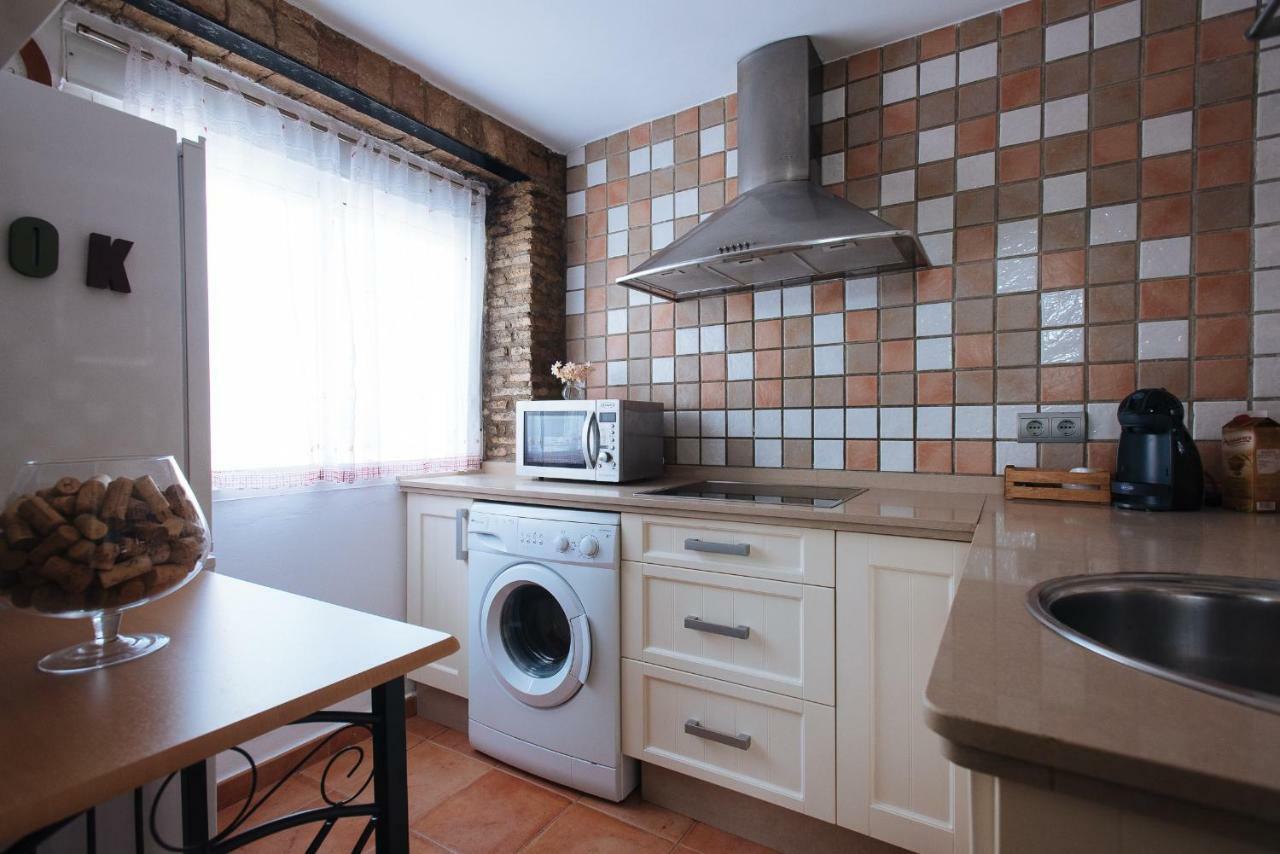 Cozy Attic With Terrace- 1bd 1bth- San Vicente Appartement *