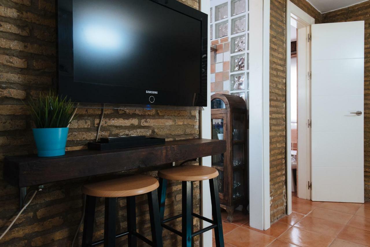 Cozy Attic With Terrace- 1bd 1bth- San Vicente Appartement Séville